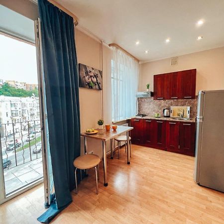 Apartment On Baseina Street キエフ エクステリア 写真